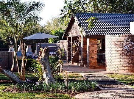 Barnstormers Rest Pensión Malalane Exterior foto